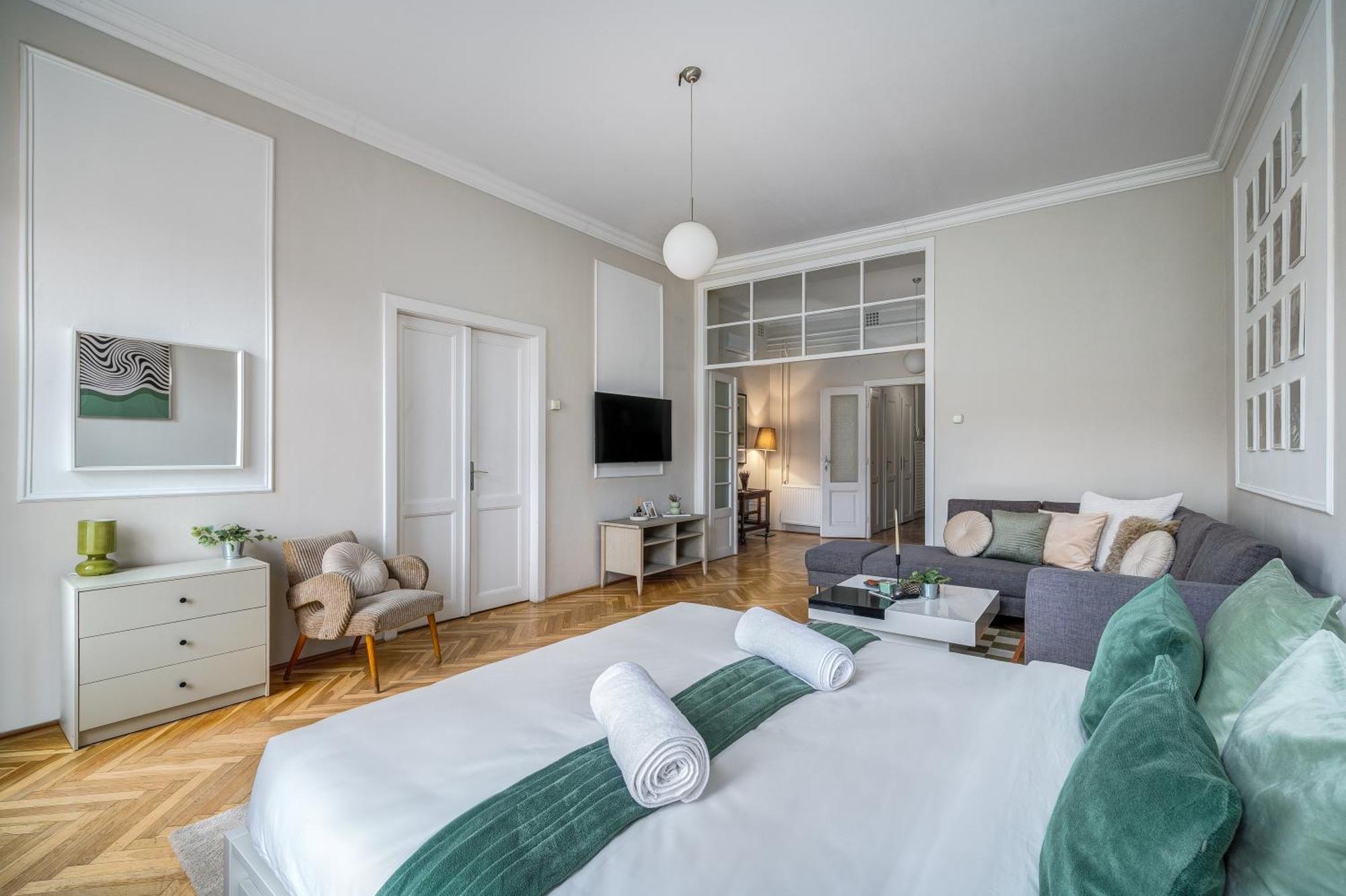 Jokai Hideaway Appartement Boedapest Buitenkant foto